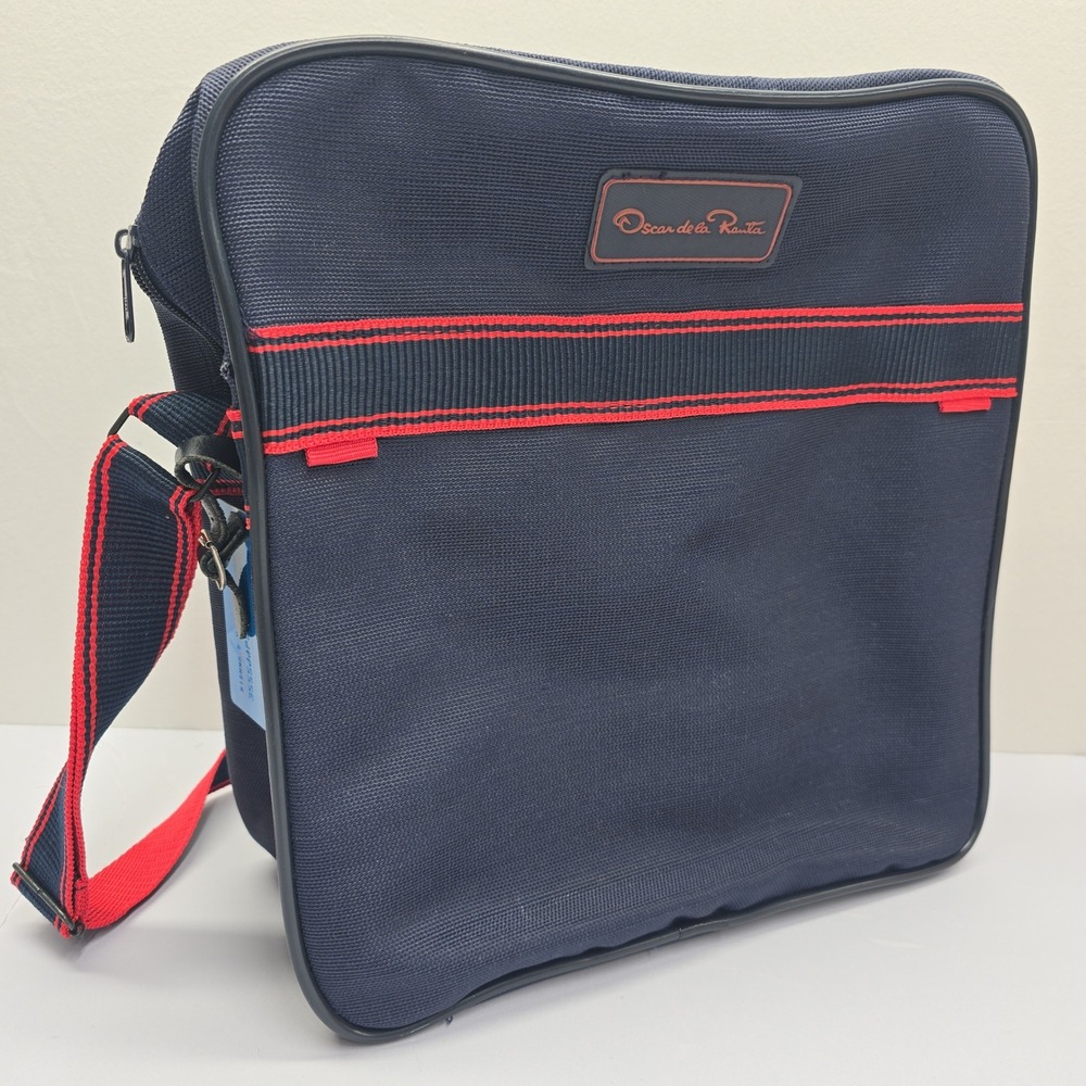 Oscar de la Renta British Airways Executive Club Navy Red Canvas Messenger Bag